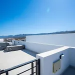 Апартаменты C15 Pearl Island With Mountain View