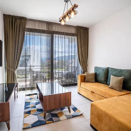 Apartment Beautiful In Charming Area *